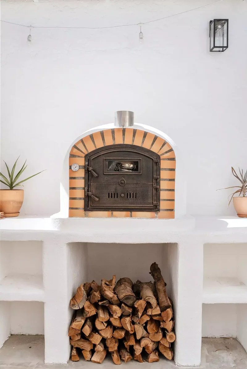 27 Smart and Stylish Small Outdoor Kitchen Design Ideas 9 Small Outdoor Pizza Kitchen