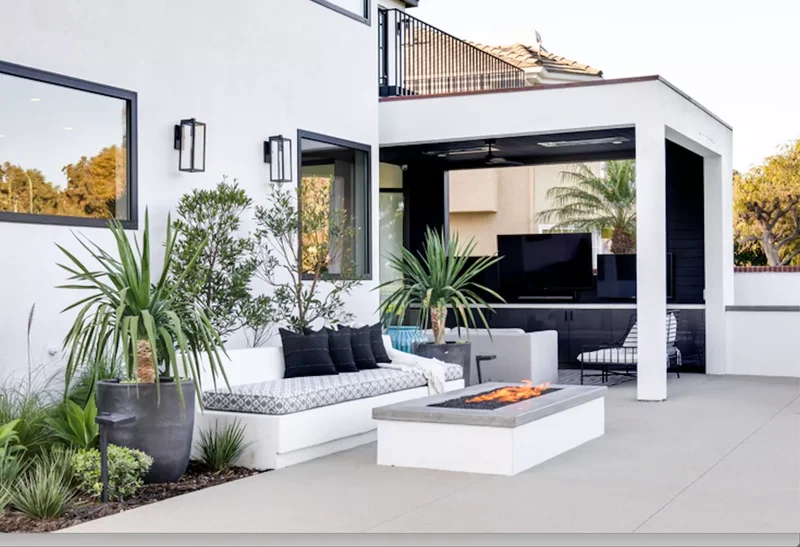 20 Brick Fire Pit Designs, From Rustic to Modern Styles 12 Smooth It Out