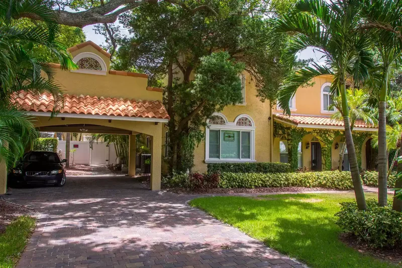 Spanish-Styled Tiled Roof Carport