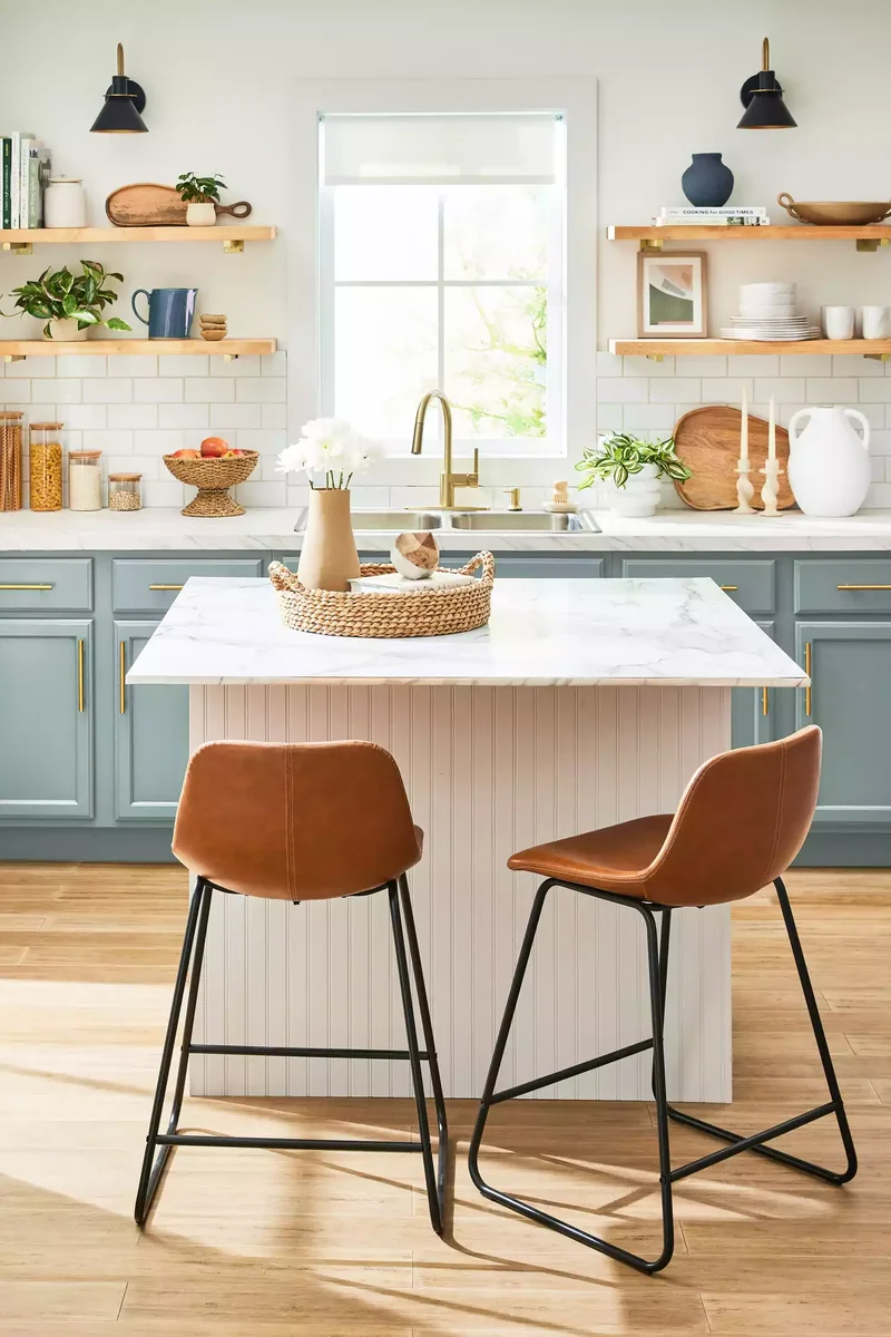 33 Kitchen Island Seating Ideas to Simplify Hectic Mornings 17 Square Island