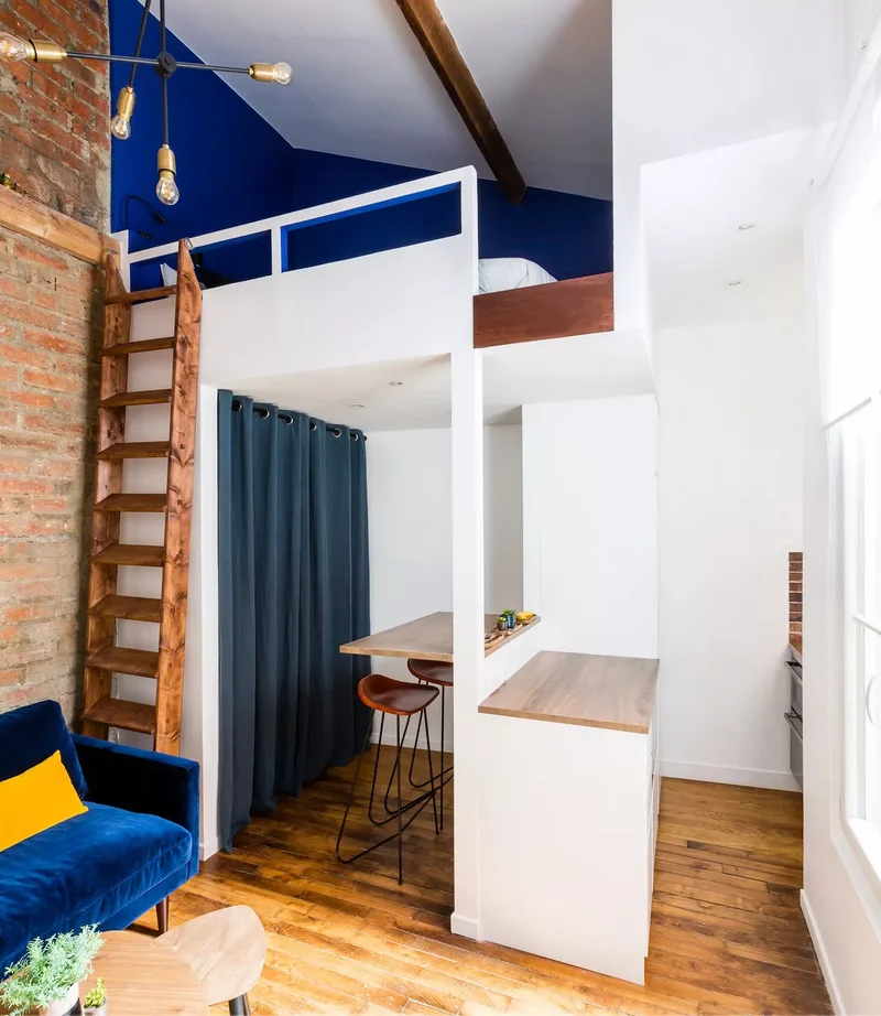 Squeeze in a Bar Counter