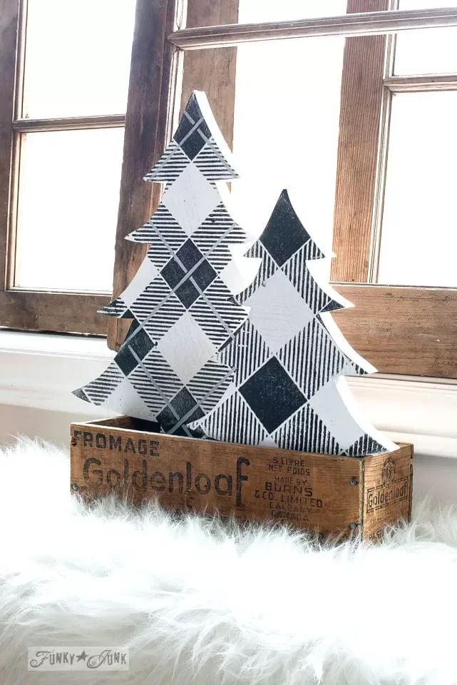 DIY Christmas Tree Ideas Worth Displaying for Your Guests 13 Stenciled Plaid Wood Christmas Trees