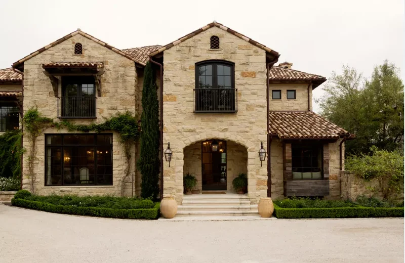 30 Front Step Design Ideas to Boost Your Home's Curb Appeal 1 Stick With Stone