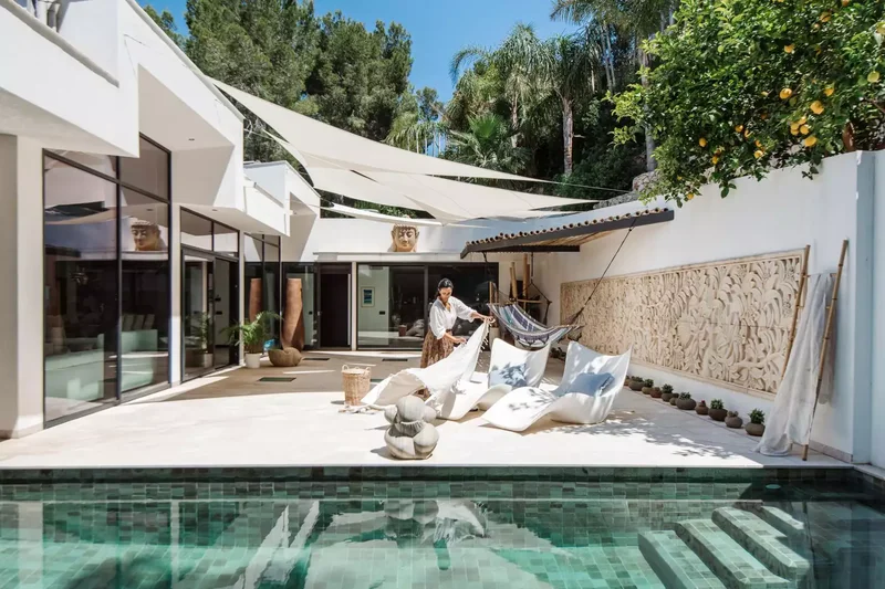 65 Outdoor Patio Decor Ideas to Elevate Your Backyard 23 String Up Some Shade Sails