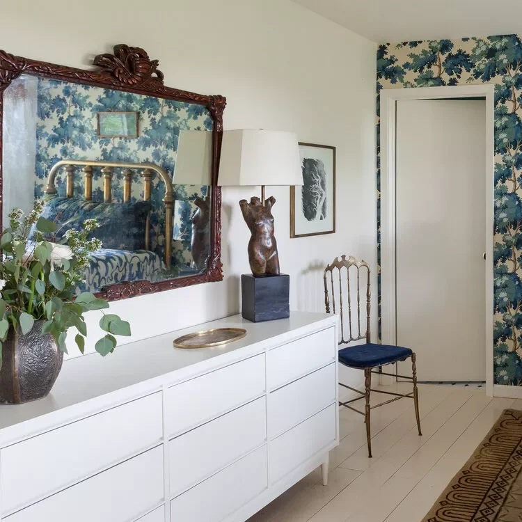 Style a Dresser Lamp