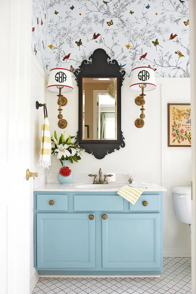 12 Vanity Lighting Ideas to Brighten Your Bathroom Space 7 Stylish Vanity Lighting