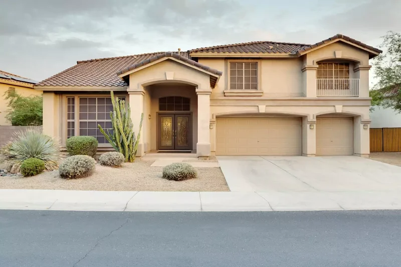 52 Stunning Garage Door Ideas to Boost Your Curb Appeal 11 Subtle and Practical