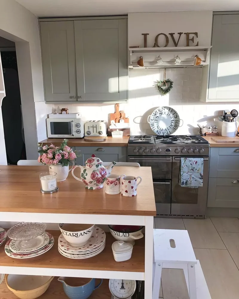 20 Kitchen Island Styling Ideas to Transform Your Space 7 Tea Set