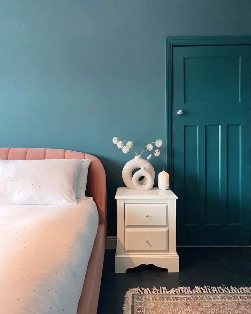 30 Creative Door Painting Ideas for Your Home Interior 3 Teal
