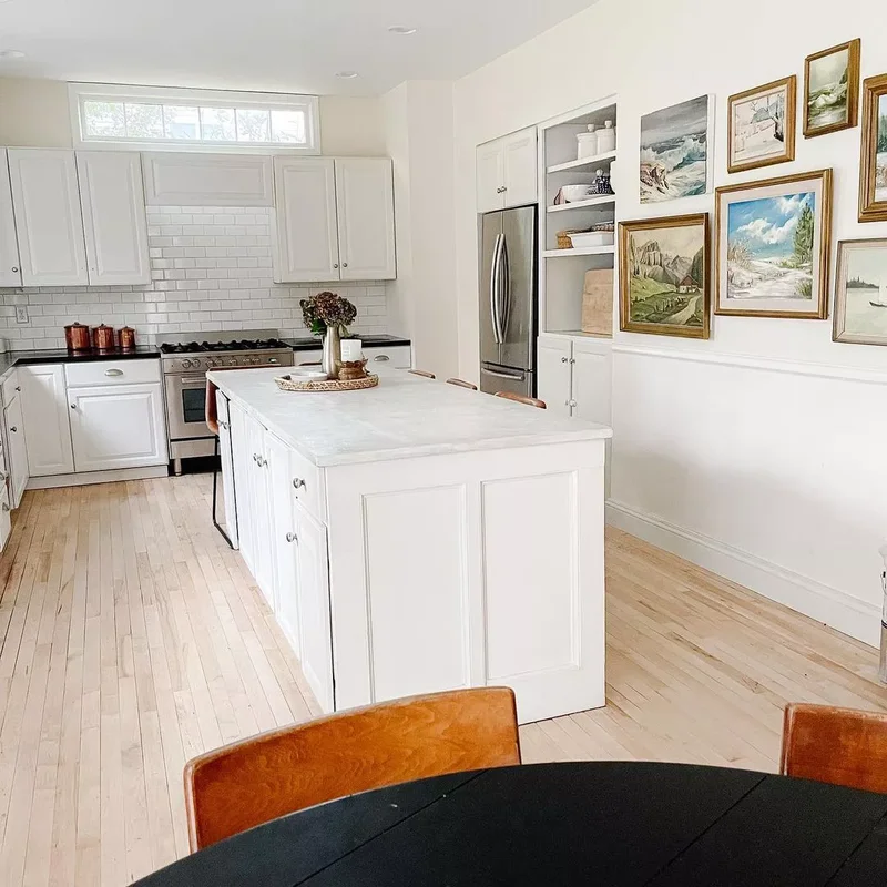 43 Stunning Kitchen Wall Decor Ideas to Transform Your Space 9 Themed Artwork