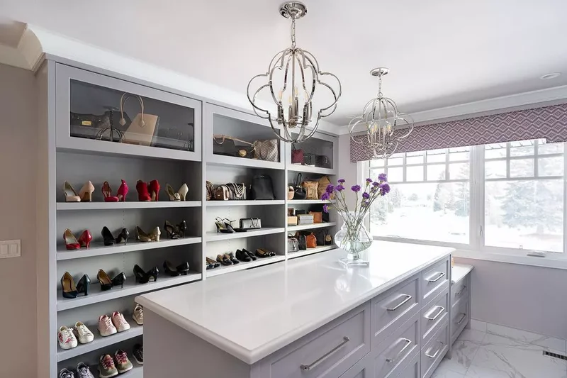 23 Closet Island Designs You'll Love Creating Yourself 6 Tiered Drawers