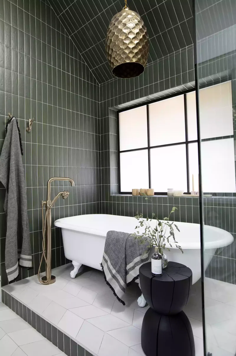 22 Stunning Bathroom Ceiling Designs That Wow Your Guests 16 Tile the Ceiling
