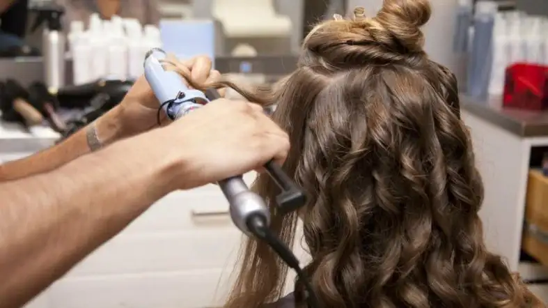 Tips For Selecting The Curling Iron For Your Needs