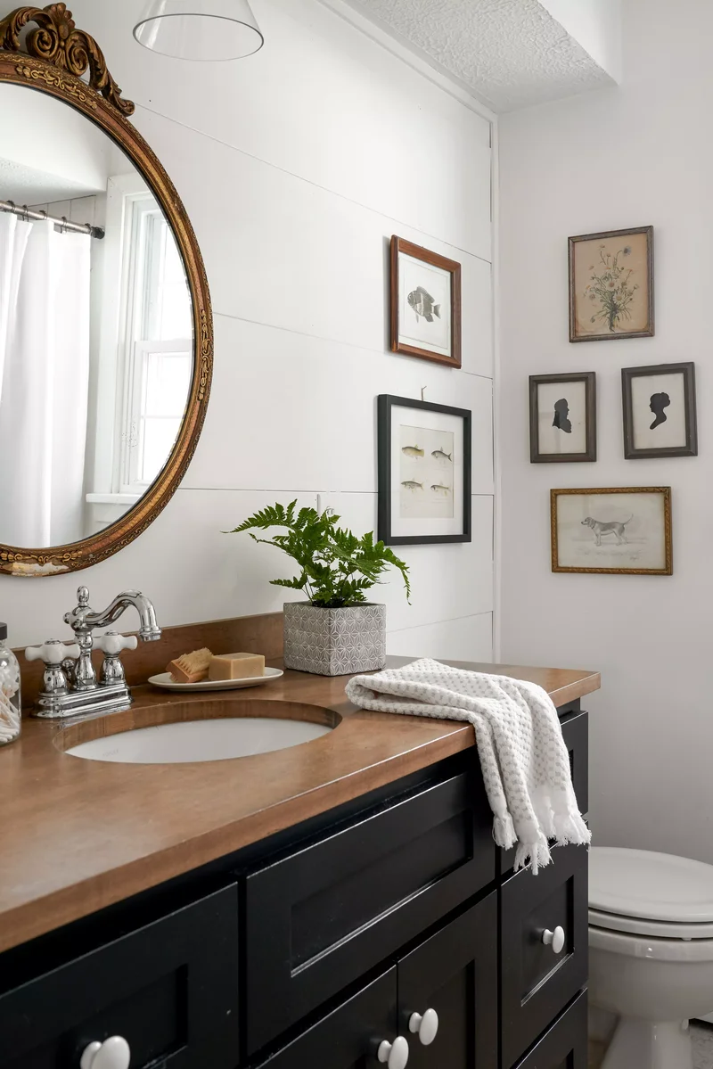 38 Classic Bathroom Design Ideas for Timeless Elegance 16 Traditional Bathroom Design with Shiplap