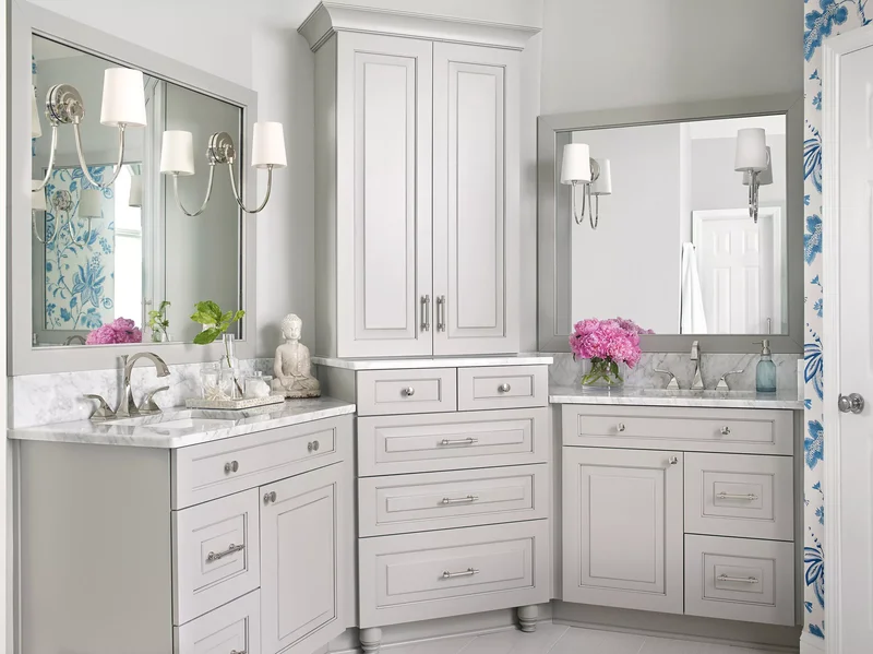 38 Classic Bathroom Design Ideas for Timeless Elegance 37 Traditional Bathroom Storage Idea