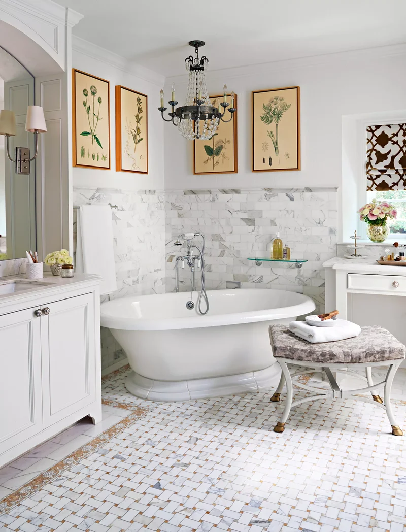 38 Classic Bathroom Design Ideas for Timeless Elegance 13 Traditional Bathroom with Vintage Style