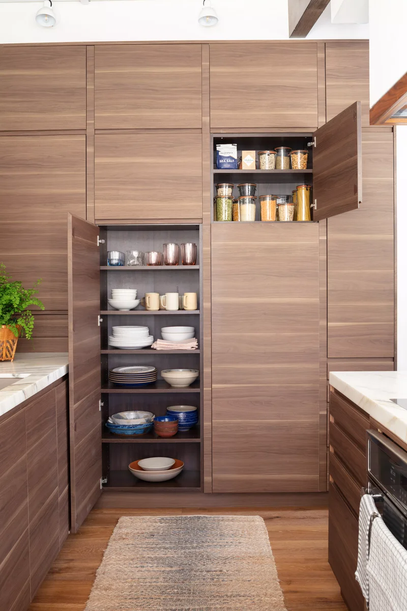 Transfer Staples Into Stacking Glass Containers