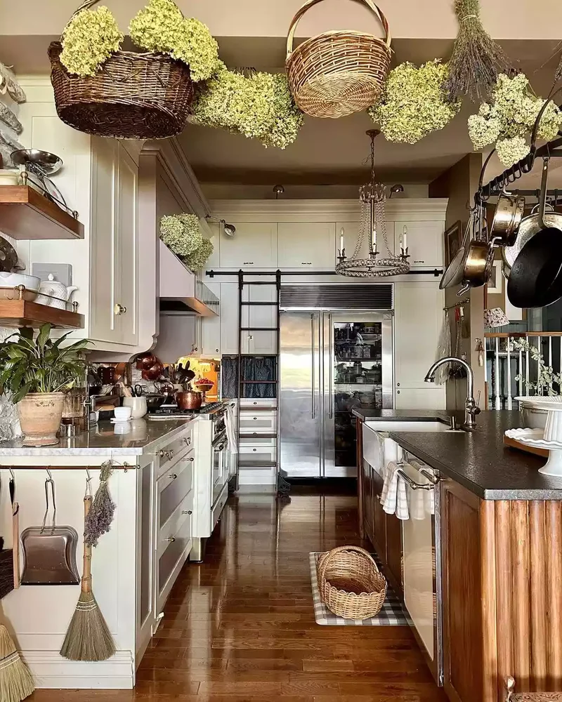 32 Country Kitchen Designs for a Cozy Cooking Retreat 26 Trendy Touches