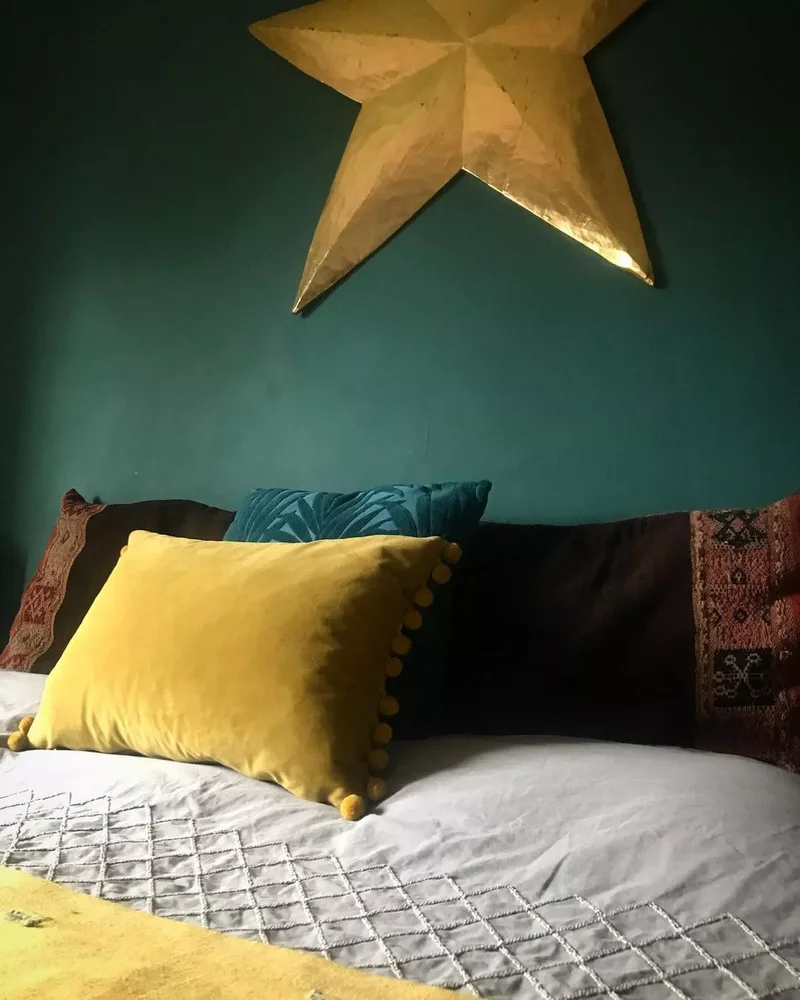 32 Stunning and Striking Teal Bedroom Design Inspirations 24 Try Teal and Yellow