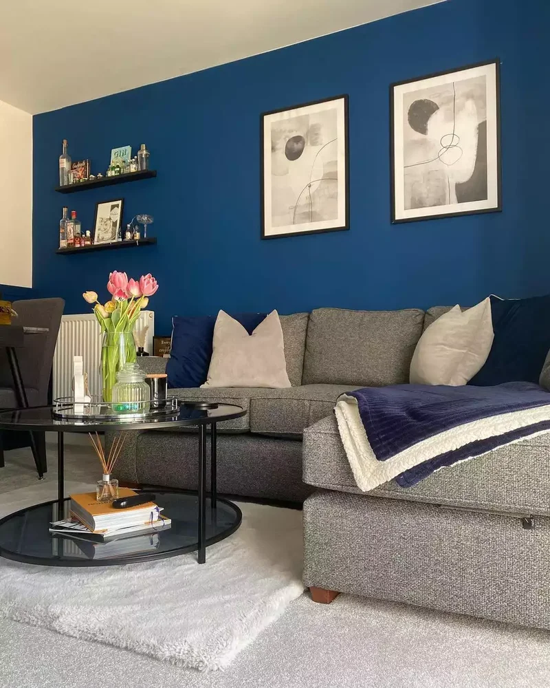 23 Beautiful Blue and Gray Living Room Design Ideas 23 Try a Deep Gray