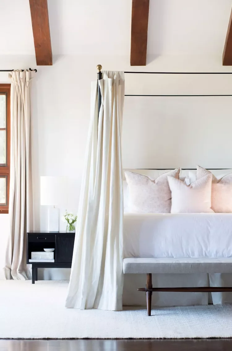 Try a Modern Canopy Bed