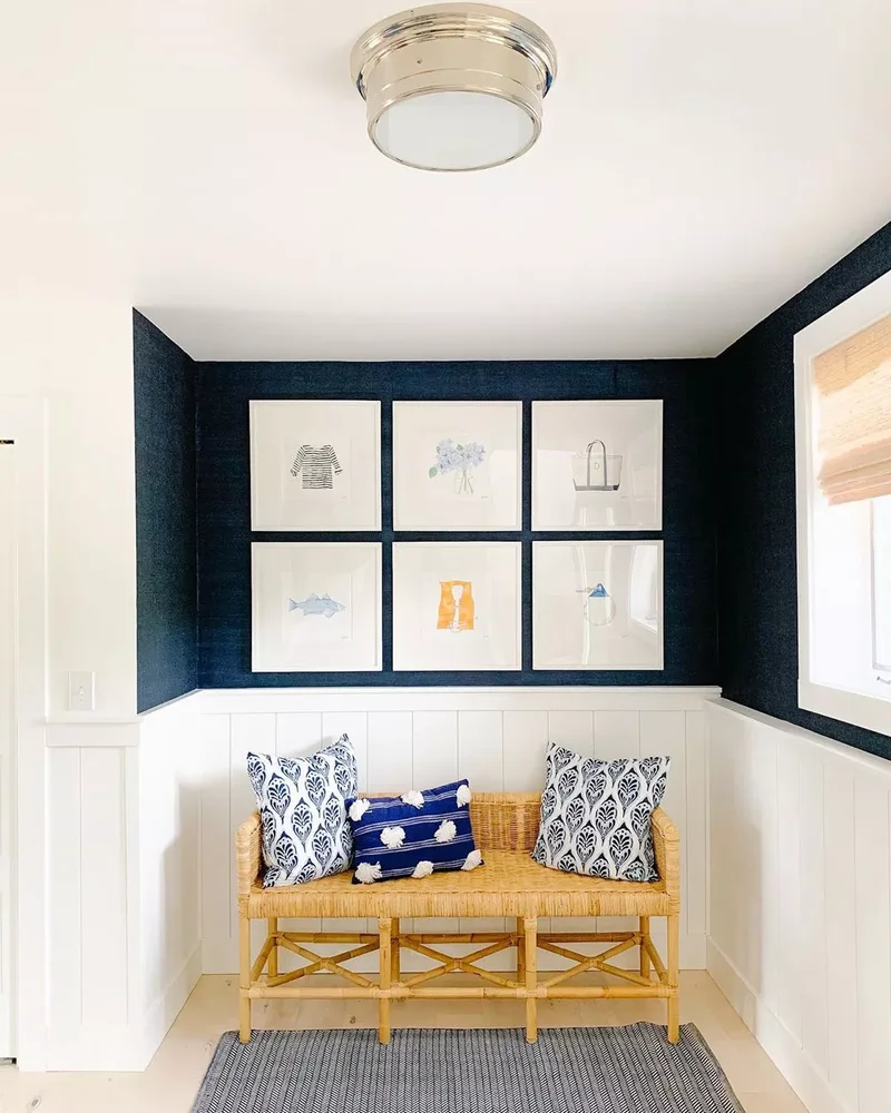 10 Waterfront Lake House Decor Ideas for Your Retreat 3 Try a Nautical Theme