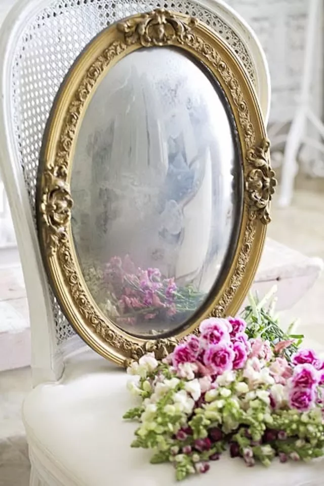 Turn a Vintage Frame Into a DIY Gilded Mirror