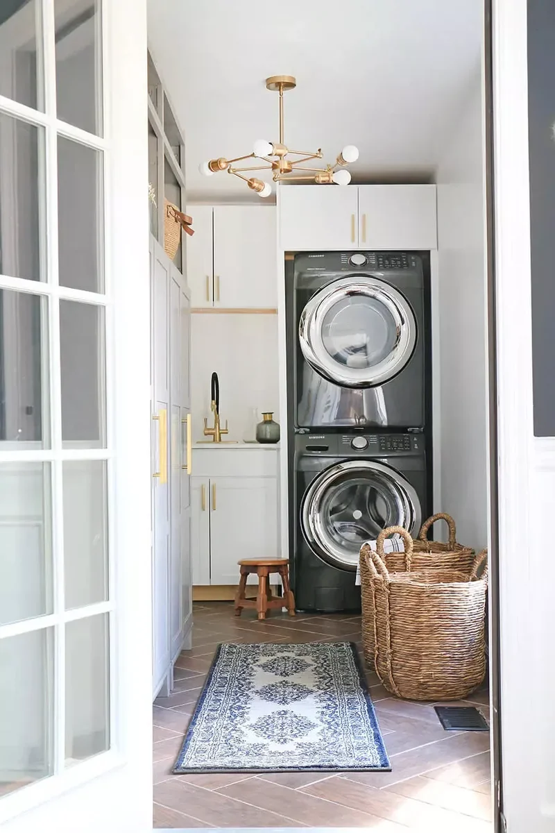 24 Laundry Room Cabinet Ideas for an Organized Space 20 Two-Tone Laundry Cabinets