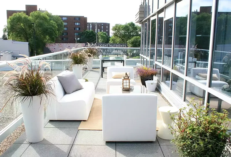 68 Patio Design Ideas That'll Have You Living Outdoors 24 Use All-White Furniture