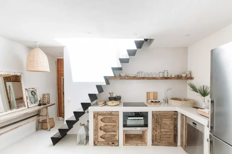 Use Small Space Neutrals