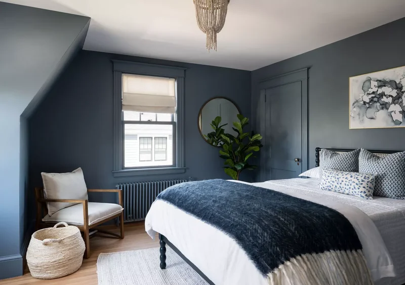 Use Smoky Blue Wall Paint