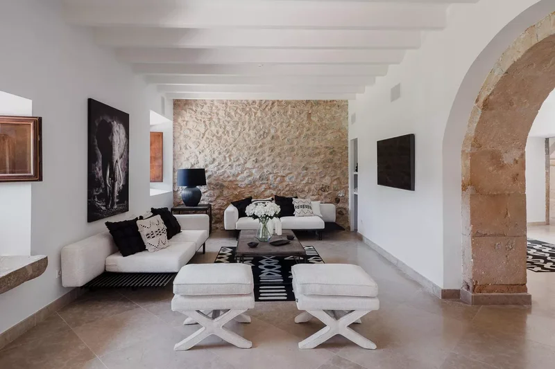 45 Modern Rustic Living Room Designs You'll Love to Recreate 29 Use a Black and White Palette