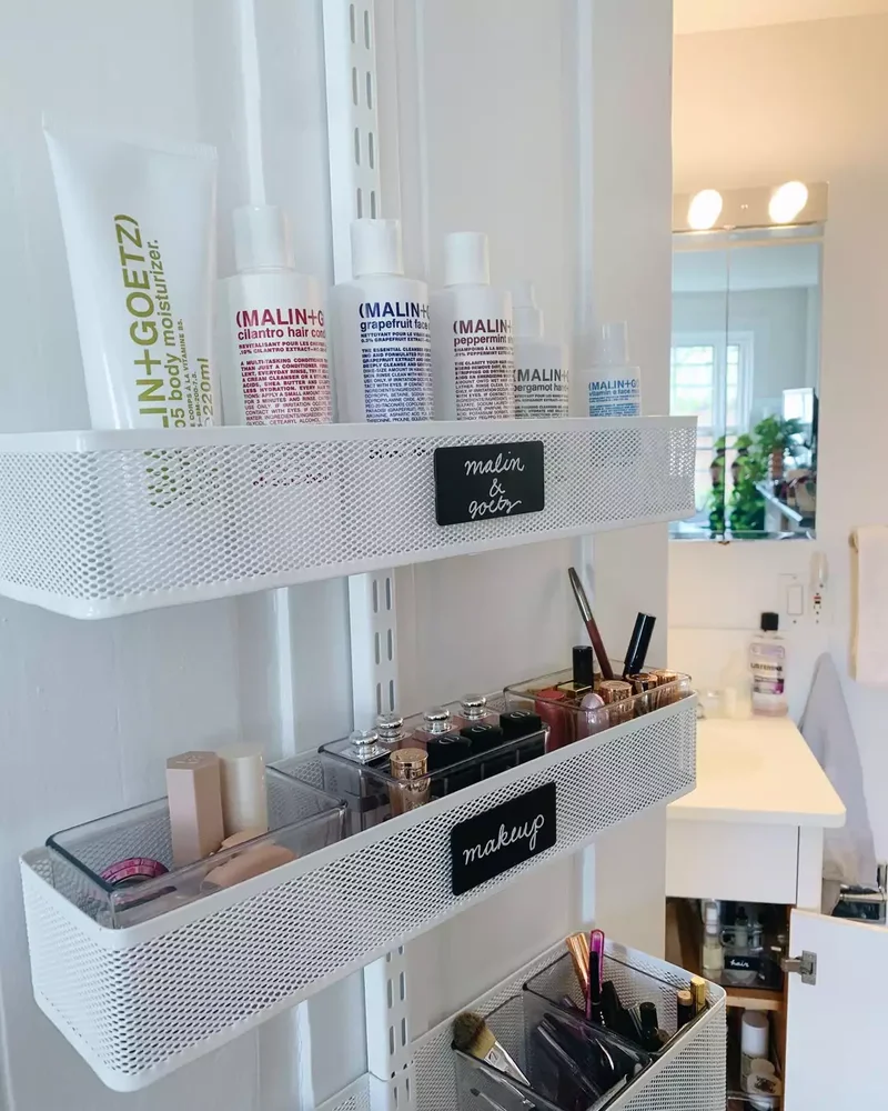 24 Smart Ways to Organize Your Bathroom Closet Beautifully 12 Utilize the Closet Door