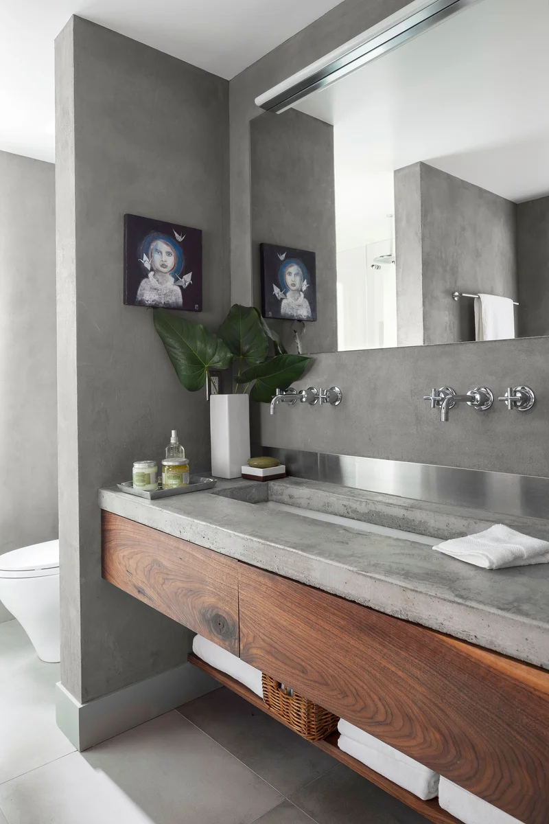 12 Vanity Lighting Ideas to Brighten Your Bathroom Space 9 Vanity Light Bar