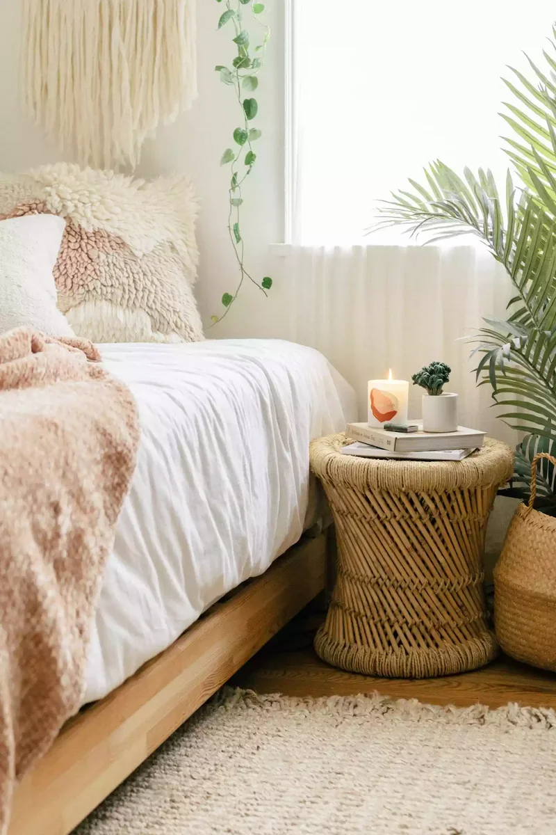 47 Bohemian Bedroom Designs That Feel Relaxed and Unique 32 Vary Textures and Materials