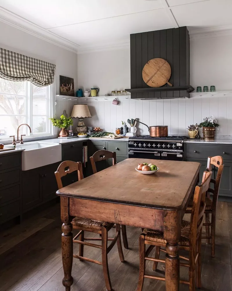 32 Country Kitchen Designs for a Cozy Cooking Retreat 22 Versatile Table