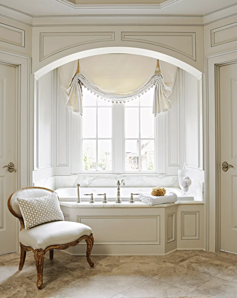 38 Classic Bathroom Design Ideas for Timeless Elegance 36 Victorian-Inspired Traditional Bathroom Design