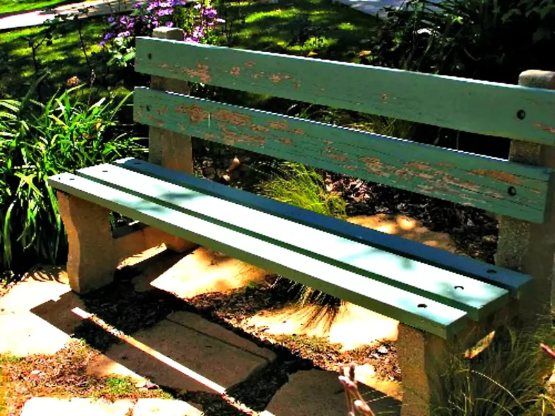 15 Beautiful Garden Bench Ideas to Transform Your Yard 13 Vintage Park Bench