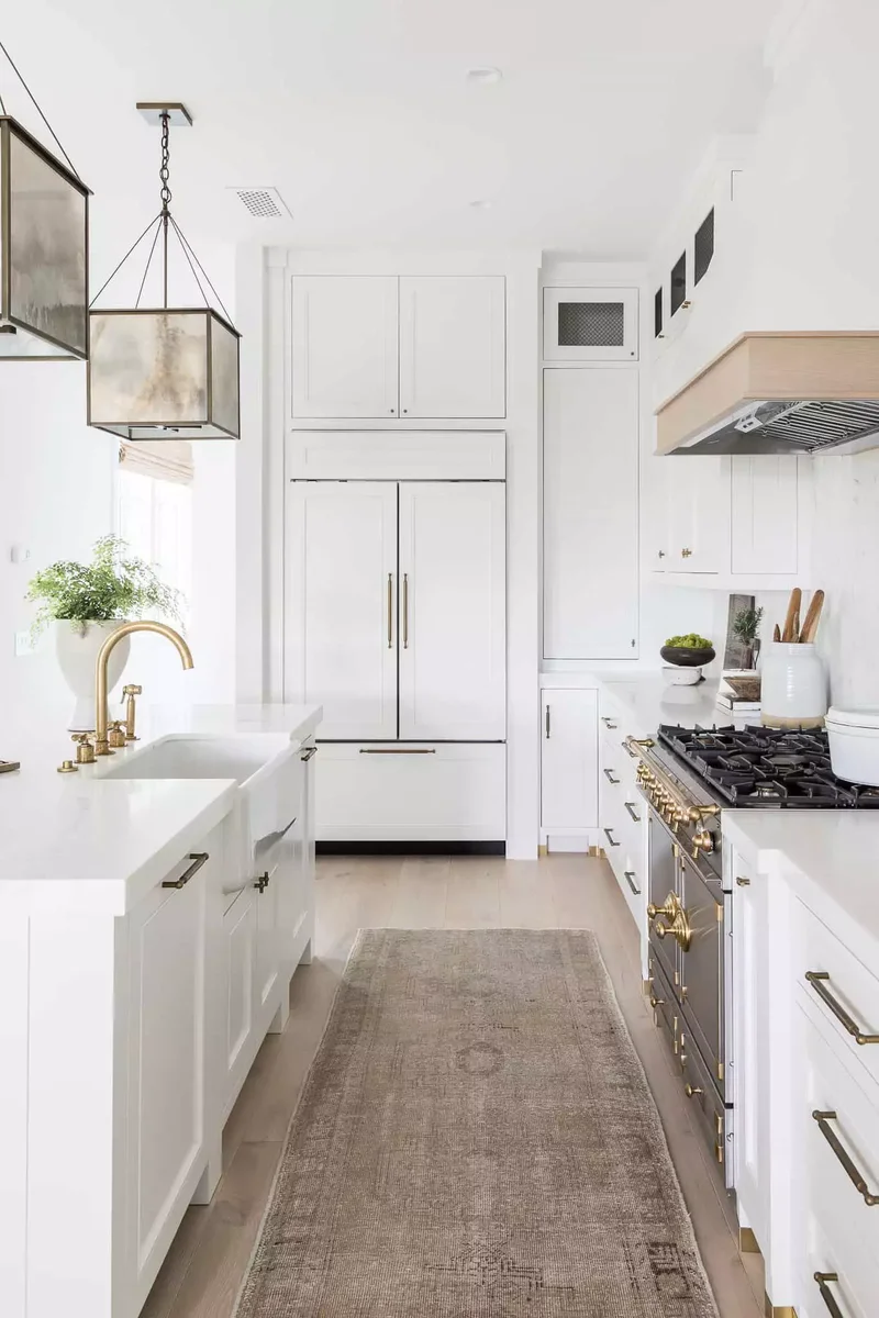 Vintage-Style Runner Rug