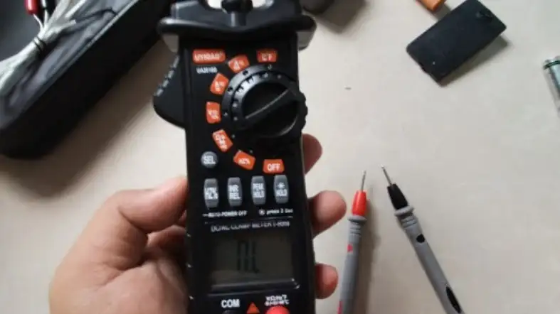 Voltage Rating  For 50 AMP 220V