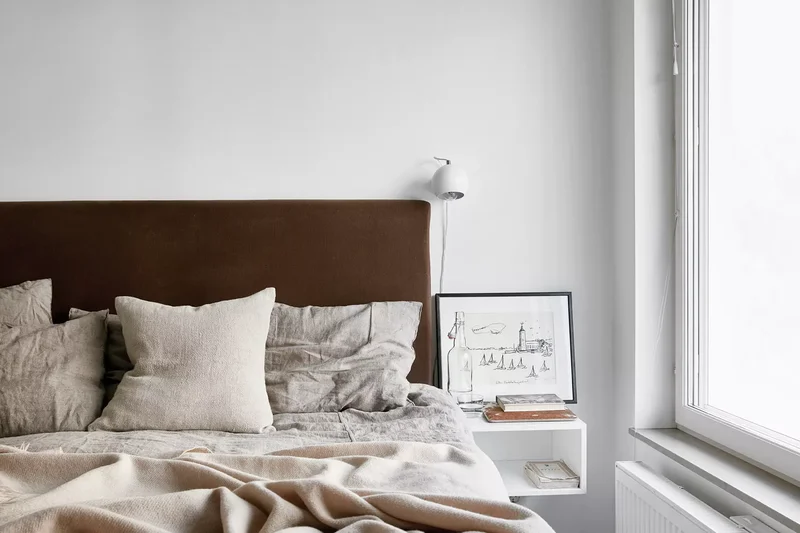 52 Small Bedroom Ideas That Maximize Your Compact Space 26 Wall-Mount the Nightstand
