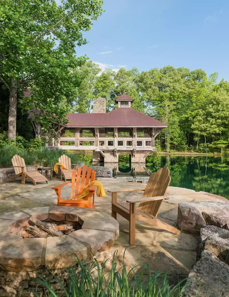 Warm Sandy Flagstone Patio