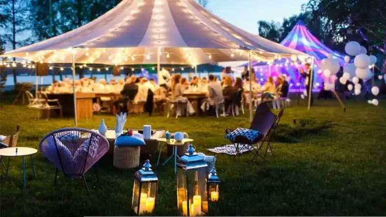 What Factors Consider When Determining Party Tent Size