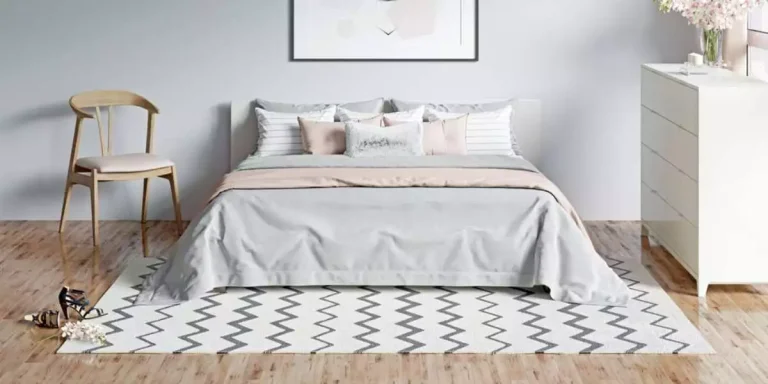 What Size Rug for Full-Size Bed