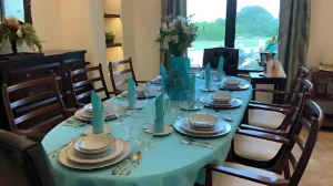 What Size Tablecloth for an Oval Table