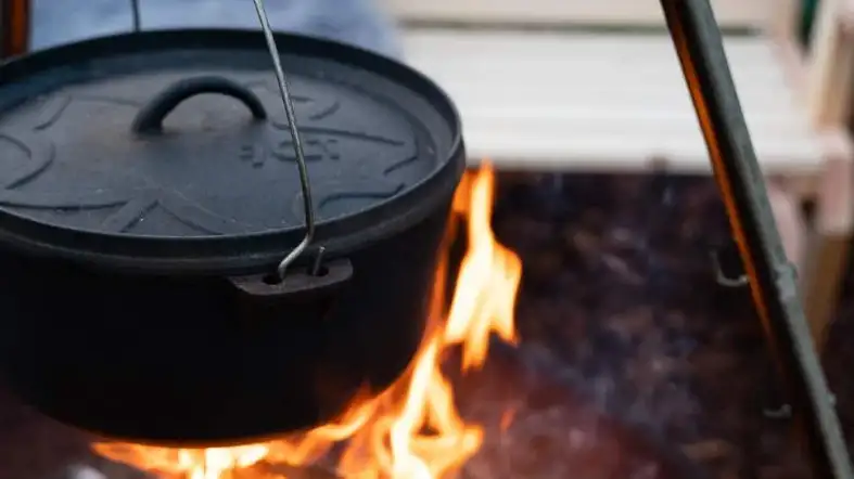 What To Look For In A Right Size Dutch Oven For Camping