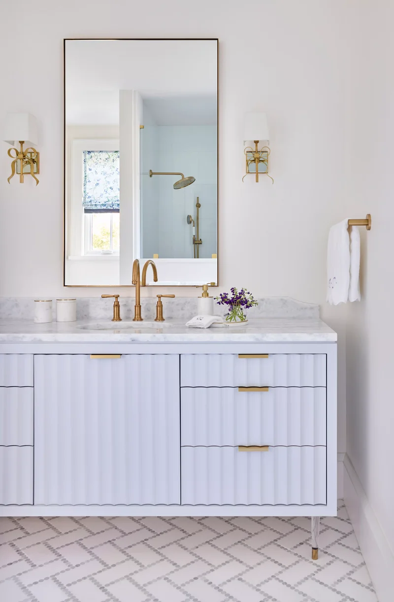 24 Beautiful Tile Flooring Ideas for Every Room in Your Home 5 White Bathroom Tile Floors