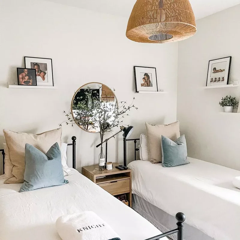 40 White Bedroom Designs That Show This Color Is Far from Dull 27 White Bedroom With Family Photos