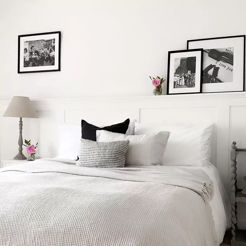 40 White Bedroom Designs That Show This Color Is Far from Dull 13 White Bedroom With Gallery Wall