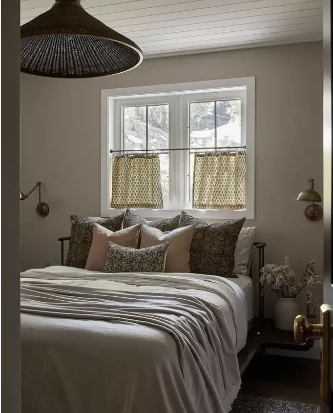 40 White Bedroom Designs That Show This Color Is Far from Dull 22 White Cottagecore Bedroom